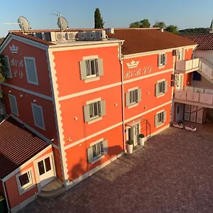 3* Nocleg ze śniadaniem B&B-Ld